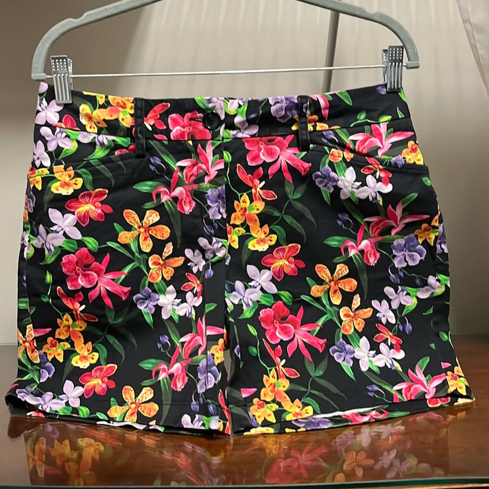 NWOT Host Pick Lands' End Women's 4 Petite Floral Mid Rise Shorts W/Pockets